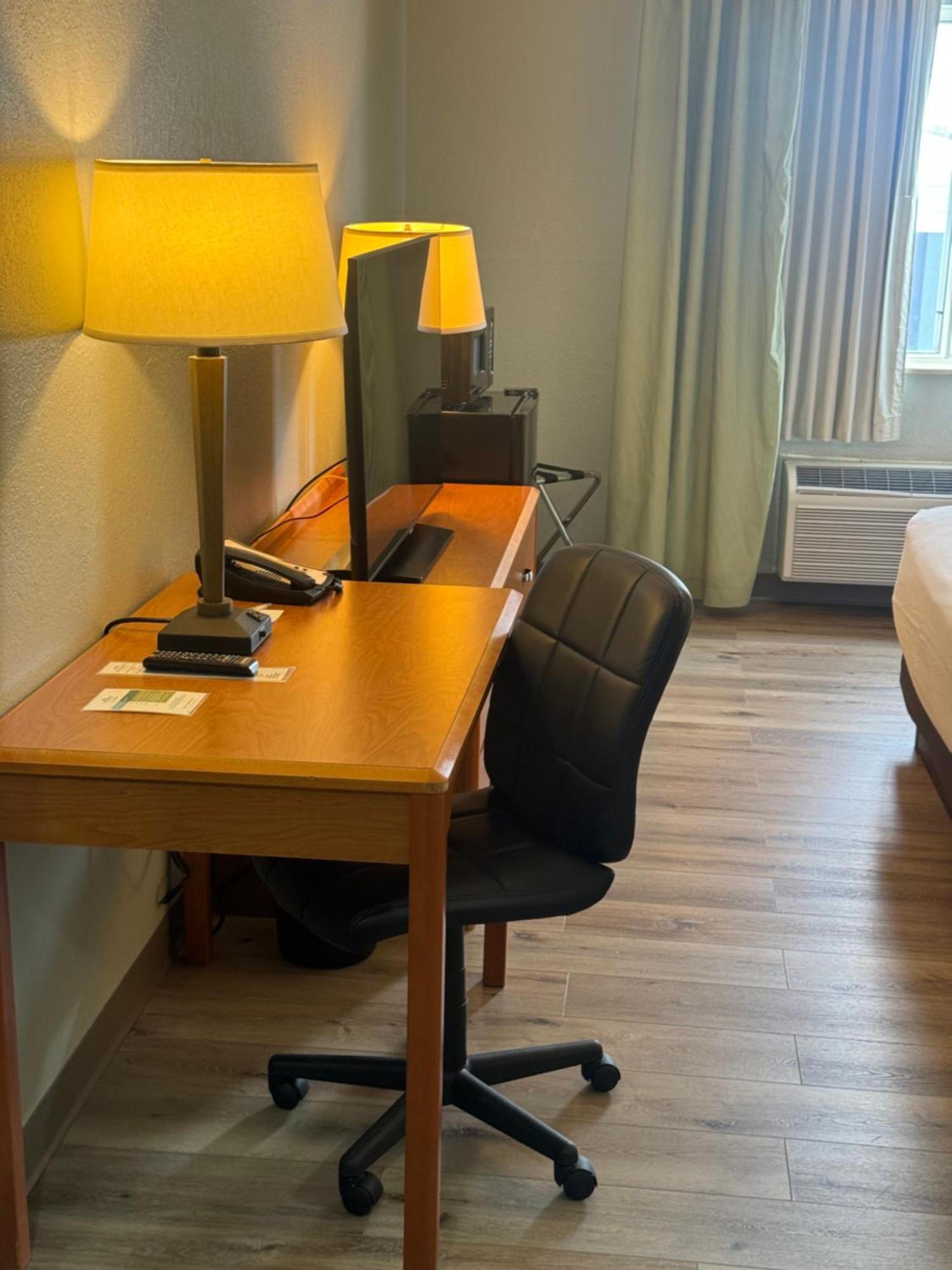 Wingate By Wyndham Sioux City Kültér fotó